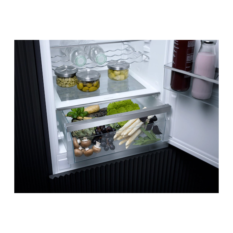 Miele K7433E Larder Fridge 4