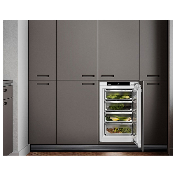 Liebherr SIBa3950 Prime Biofresh Larder Fridge 1