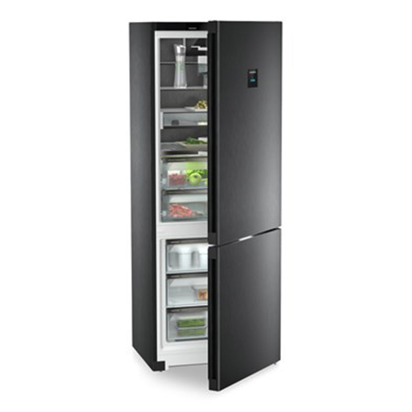 Liebherr Peak CBNbsc778i Fridge Freezer 1