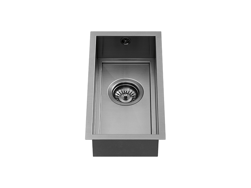 1810 AxixUno 190U Undermount Sink 1