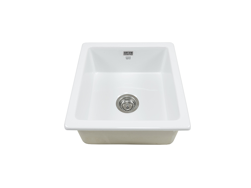 1810 Argilla Fireclay 450 Undermount Sink 1